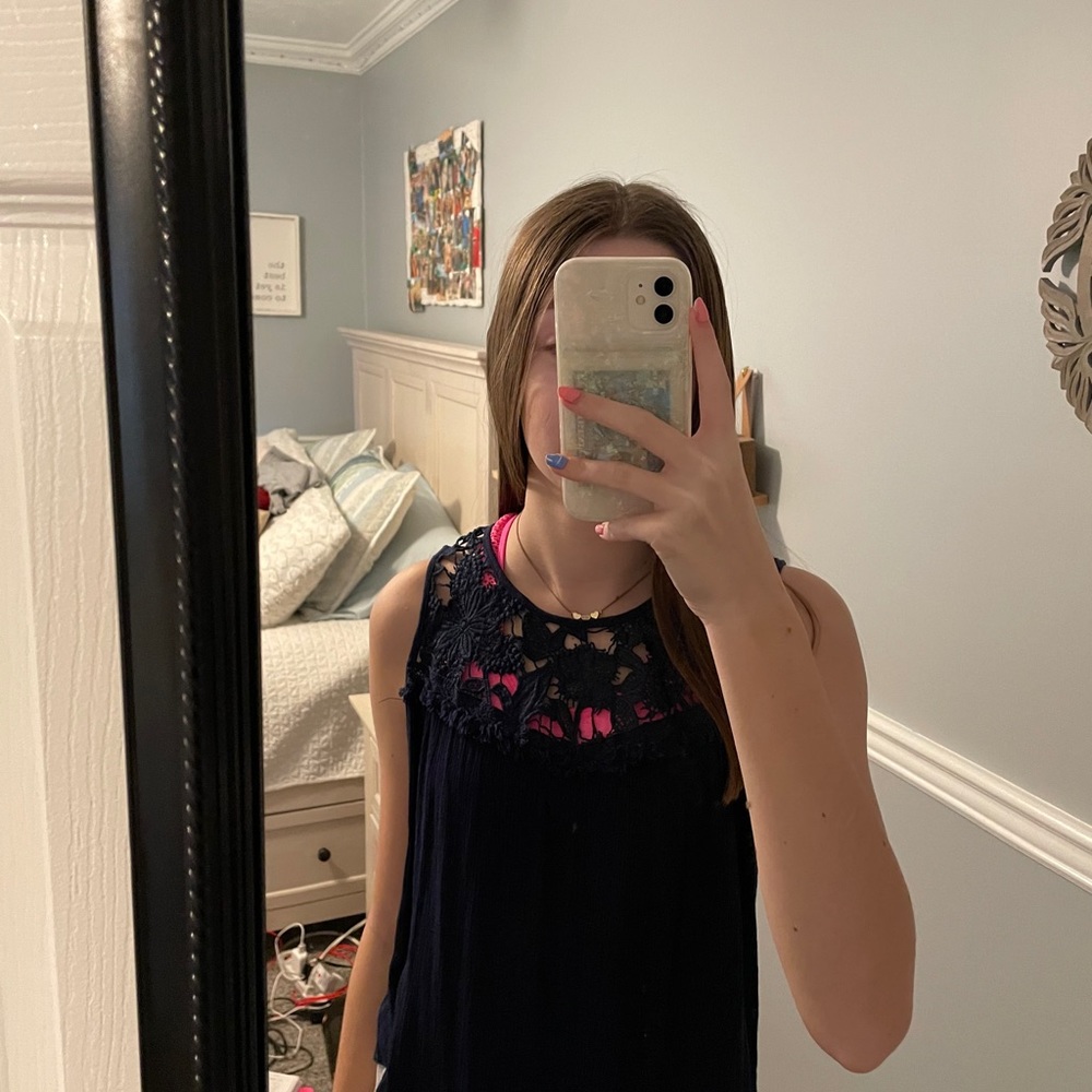 Tank top - Picture 3 of 3